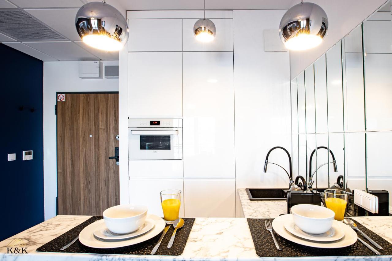 K&K Apartament Blisko Centrum Near City Center 바르샤바 외부 사진